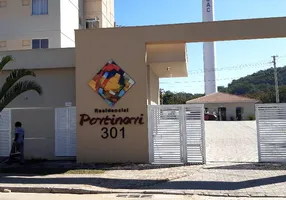 Foto 1 de Apartamento com 2 Quartos para alugar, 48m² em Maria Paula, São Gonçalo