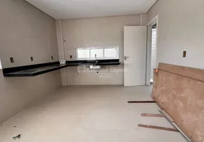 Foto 1 de Casa com 4 Quartos à venda, 234m² em Uruguai, Teresina