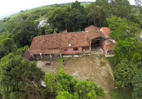 Foto 1 de Fazenda/Sítio com 4 Quartos à venda, 55000m² em Bom Sucesso, Pindamonhangaba