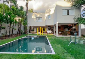 Foto 1 de Casa de Condomínio com 4 Quartos à venda, 736m² em Melville, Santana de Parnaíba