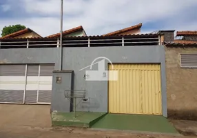 Foto 1 de Casa com 2 Quartos à venda, 60m² em Itapoa, Sete Lagoas