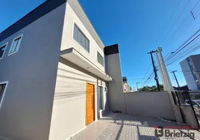 Foto 1 de Casa com 2 Quartos à venda, 95m² em Costa E Silva, Joinville