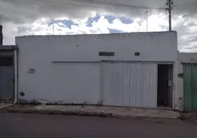 Foto 1 de Casa com 4 Quartos à venda, 128m² em Jardim Roriz, Brasília