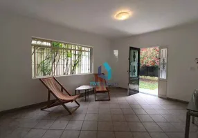 Foto 1 de Sobrado com 4 Quartos à venda, 300m² em Jardim Marajoara, São Paulo