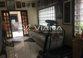 Foto 1 de Sobrado com 3 Quartos para alugar, 250m² em Vila Lucia, São Paulo