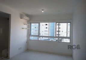 Foto 1 de Apartamento com 2 Quartos à venda, 49m² em Morro Santana, Porto Alegre