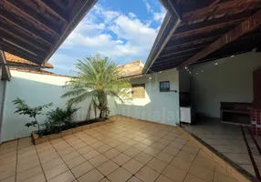Foto 1 de Casa com 3 Quartos à venda, 105m² em Jardim São Francisco , Jaú