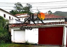 Foto 1 de Casa com 4 Quartos à venda, 1037m² em Centro, Mariana