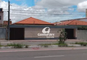 Foto 1 de Casa com 5 Quartos à venda, 260m² em Montese, Fortaleza