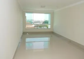 Foto 1 de Sobrado com 3 Quartos à venda, 220m² em Piqueri, São Paulo