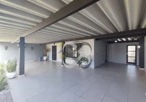 Foto 1 de Casa com 3 Quartos à venda, 282m² em Jardim Florida, Londrina