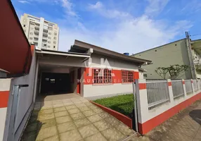 Foto 1 de Casa com 4 Quartos para venda ou aluguel, 113m² em Vila Lalau, Jaraguá do Sul