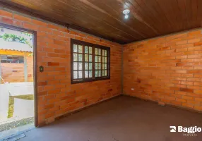 Foto 1 de Casa com 2 Quartos para alugar, 60m² em Santa Felicidade, Curitiba