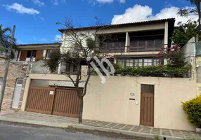 Foto 1 de Casa com 4 Quartos à venda, 375m² em Mangabeiras, Belo Horizonte