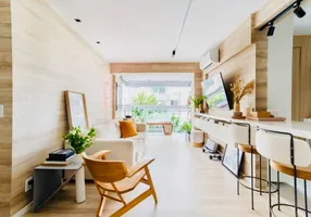 Foto 1 de Apartamento com 2 Quartos à venda, 82m² em Ponta Verde, Maceió