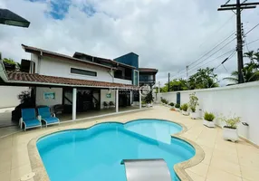 Foto 1 de Casa com 4 Quartos à venda, 380m² em Enseada, Guarujá