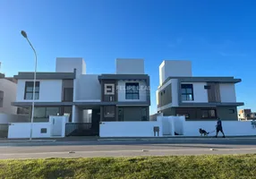 Foto 1 de Casa de Condomínio com 3 Quartos à venda, 137m² em Campeche, Florianópolis