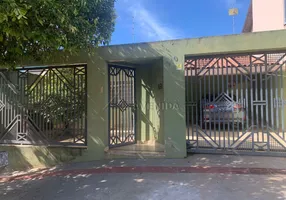 Foto 1 de Casa com 3 Quartos para alugar, 153m² em Michael Licha, Londrina