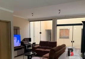 Foto 1 de Sobrado com 4 Quartos à venda, 180m² em Belenzinho, São Paulo