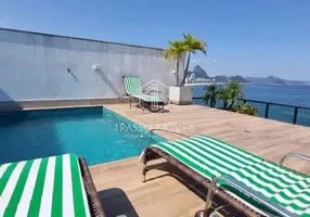 Foto 1 de Cobertura com 4 Quartos à venda, 300m² em Copacabana, Rio de Janeiro