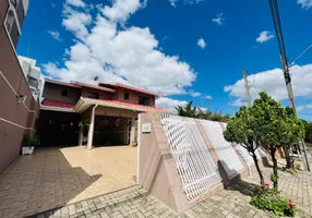 Foto 1 de Casa com 4 Quartos à venda, 300m² em Vila Operária, Campo Largo