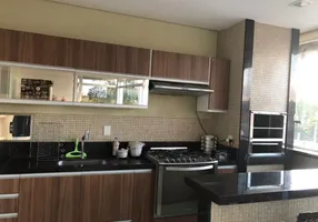 Foto 1 de Sobrado com 3 Quartos para alugar, 336m² em Jardim Itália, Cuiabá