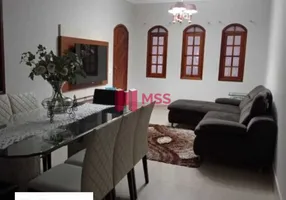 Foto 1 de Casa com 4 Quartos à venda, 170m² em Jardim Piqueroby, São Paulo