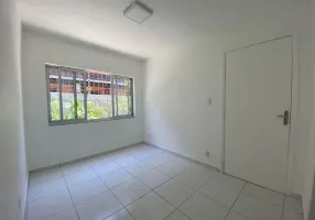 Foto 1 de Apartamento com 2 Quartos para alugar, 45m² em Centro, Balneário Camboriú