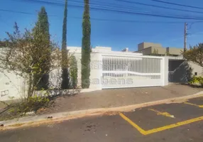 Foto 1 de Casa com 4 Quartos à venda, 250m² em Jardim Morumbi, São José do Rio Preto