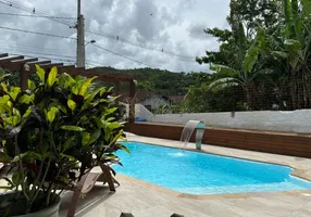 Foto 1 de Casa com 5 Quartos para alugar, 450m² em Jurerê, Florianópolis