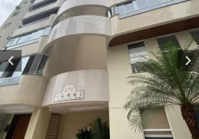 Foto 1 de Apartamento com 3 Quartos à venda, 260m² em Centro, Balneário Camboriú