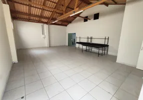 Foto 1 de Ponto Comercial com 1 Quarto para alugar, 57m² em Praia Campista, Macaé