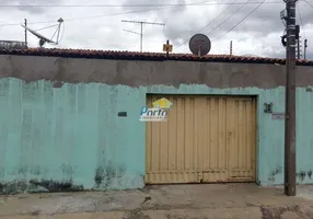 Foto 1 de Casa com 4 Quartos à venda, 10m² em Moçambinho, Teresina