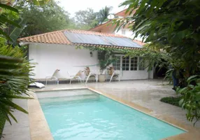 Foto 1 de Casa de Condomínio com 5 Quartos para alugar, 240m² em Camburi, São Sebastião