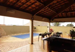 Foto 1 de Casa com 3 Quartos à venda, 484m² em Vila Rocha, Bauru