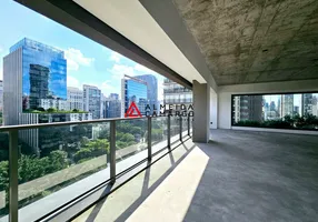 Foto 1 de Apartamento com 3 Quartos à venda, 227m² em Vila Olímpia, São Paulo