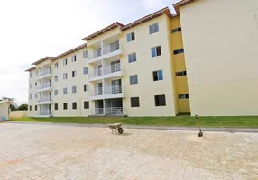 Foto 1 de Apartamento com 3 Quartos para alugar, 63m² em Tamatanduba, Eusébio