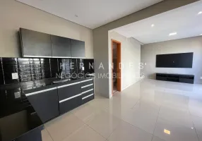 Foto 1 de Casa de Condomínio com 2 Quartos para venda ou aluguel, 104m² em Jardim do Luar- Fazendinha, Santana de Parnaíba