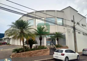 Foto 1 de Casa com 1 Quarto para alugar, 900m² em Brasil, Uberlândia