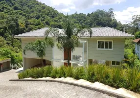 Foto 1 de Casa com 4 Quartos à venda, 600m² em Independência, Petrópolis