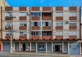 Foto 1 de Apartamento com 2 Quartos para alugar, 68m² em Centro, Pelotas