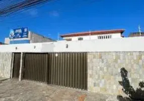 Foto 1 de Casa com 5 Quartos à venda, 560m² em Atalaia, Aracaju