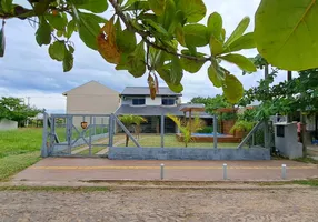 Foto 1 de Sobrado com 4 Quartos à venda, 190m² em , Torres