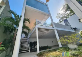 Foto 1 de Casa com 4 Quartos para venda ou aluguel, 338m² em Fradinhos, Vitória