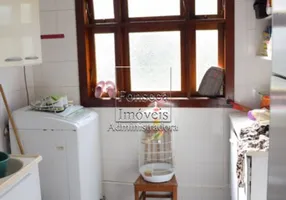 Foto 1 de Casa de Condomínio com 4 Quartos à venda, 290m² em Retiro, Petrópolis