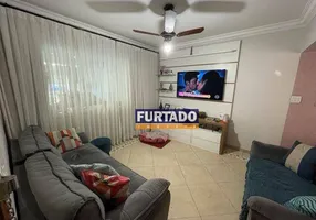 Foto 1 de Sobrado com 3 Quartos à venda, 176m² em Jardim, Santo André