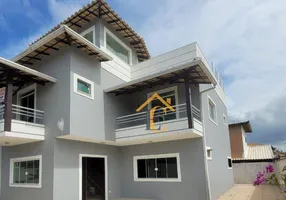 Foto 1 de Casa com 4 Quartos à venda, 210m² em Ouro Verde, Rio das Ostras