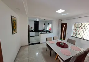 Foto 1 de Casa com 3 Quartos à venda, 120m² em Mirandópolis, São Paulo