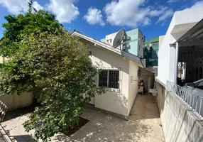 Foto 1 de Casa com 5 Quartos à venda, 65m² em Córrego Grande, Florianópolis