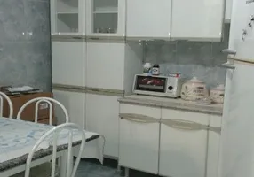 Foto 1 de Casa com 2 Quartos à venda, 59m² em Bussocaba, Osasco